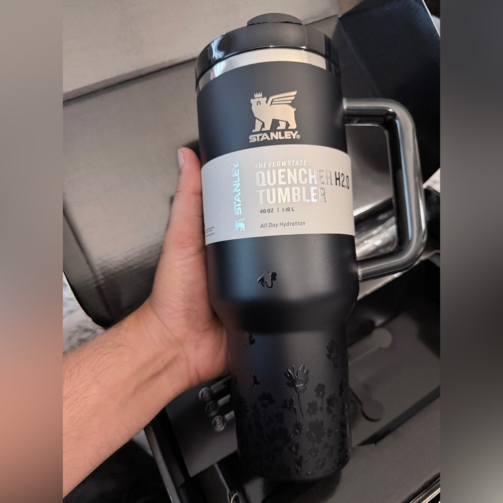 Stenley Matte Black Quencher Tumbler 40 oz with Floral 12 hrs hot & cold
